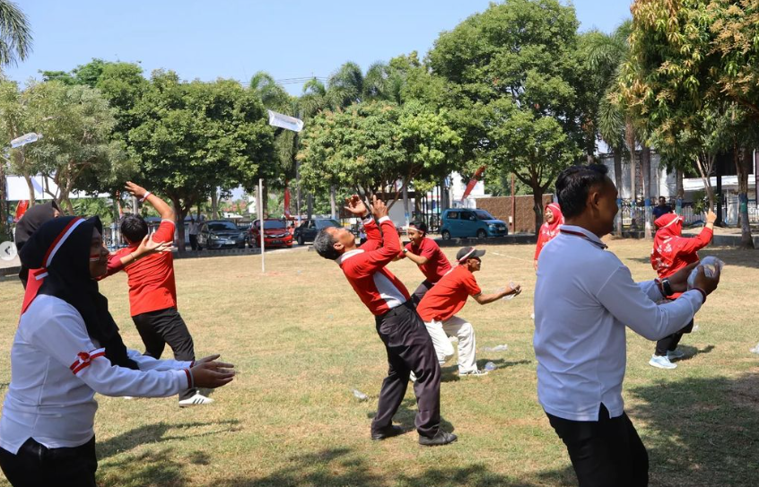 Keseruan Lomba Memperingati HUT Ke – 79 RI di Kecamatan Taman, Kota Madiun